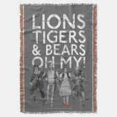 オズの魔法使い™ | Lions Tigers & Bears Oh My! スローブランケット (正面縦)