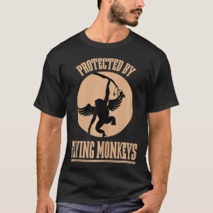オズ保護邪悪な魔女の魔法使いが私を得飛んでいるる Tシャツ