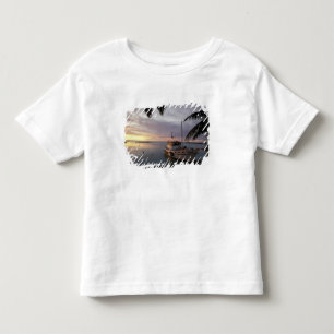 オセアニア、ポリネシア、クック諸島、アイタタキ島、 トドラーTシャツ