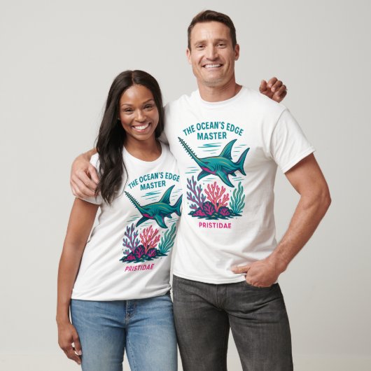 オセアンの縁のマスター - ノコギリエイ Pristidae Tシャツ (ユニセックス)