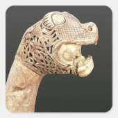 オセベルクで見つかったバイキングロング船の船首。 スクエアシール (正面)