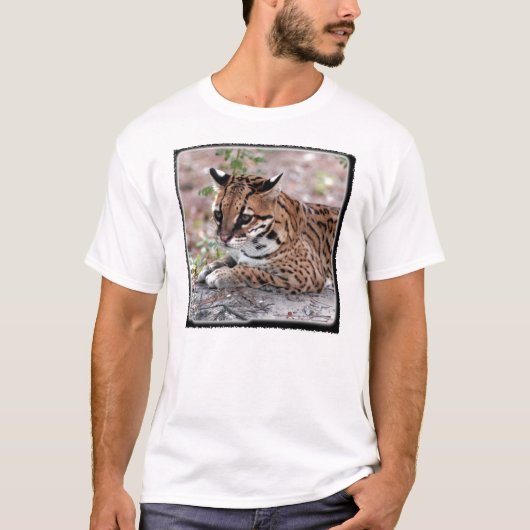 オセロット01 11x11 tシャツ (正面)