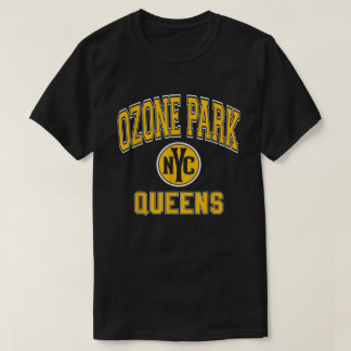 オゾンパーククイーンズNYCヴァーシティスタイルアンバープリント  Tシャツ