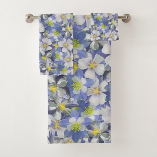 オダマキ（植物）のシームレスなパターン バスタオルセット (インサイチュ)