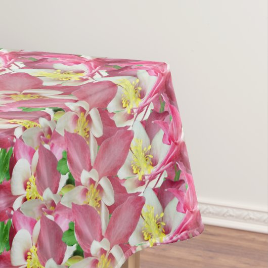 オダマキ(植物)の花エレガントフローラ四角形 テーブルクロス (インサイチュ)