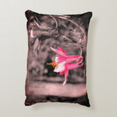 オダマキ(植物)花黒白パーシャルカラー アクセントクッション (裏面(縦))