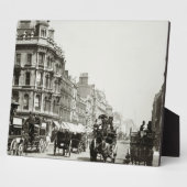 オックスフォードストリーブを下から見た景色、ロンドン（白黒写真） フォトプラーク (側面)