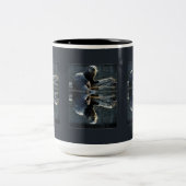 オッター美しいワイルドオッター写真 ツートーンマグカップ (中央)