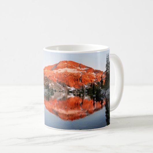 オットウェイ湖の夕日の下 – Yosemite コーヒーマグカップ (正面右)