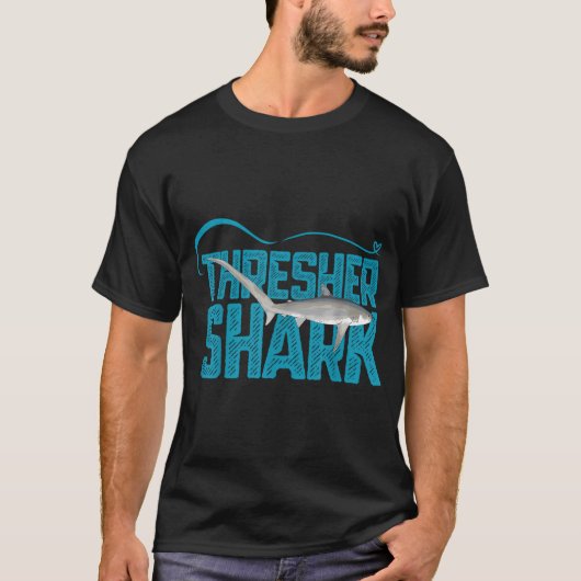 オナガザメの島 Tシャツ (正面)