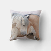 オナキワイルドウマ装飾用クッション クッション (裏面)