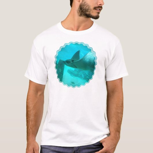 オニイトマキエイの人のTシャツ Tシャツ (正面)