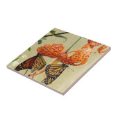 オニユリおよび(昆虫)オオカバマダラ、モナーク タイル (側面)