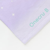 オネクルBは一眼で陽気なミニモンスター フリースブランケット (角)