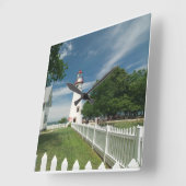 オハイオ北西部のマーブルヘッドライトハウス スクエア壁時計 (傾斜)