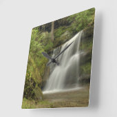 オハイオ州ホッキングヒルズのヒデン滝 スクエア壁時計 (傾斜)