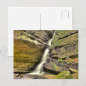 オハイオ州ホッキングヒルズの壊れた岩の滝 ポストカード (正面/裏面)