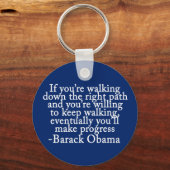 オバマ進行感動的勇気付けられる引用文 キーホルダー (正面)