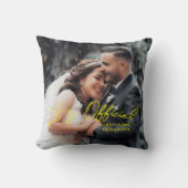 オフィシャルに繋がれた 結婚発表 クッション (正面)