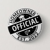 オフィシャルホームオーナーEST.2022引用文引っ越し祝いパーティー 缶バッジ (正面)