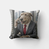 オフィスでアイルランドのウルフハウンドのビジネスマン クッション (正面)