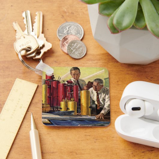 オフィスで作業する設計者、ヴィンテージビジネス キーホルダー (デスク)