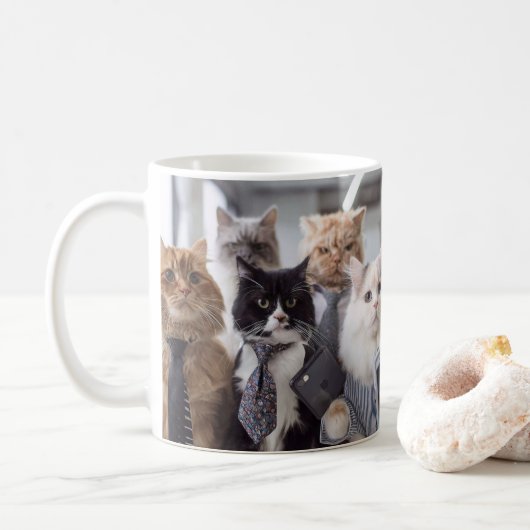 オフィスの気分を盛り上げる猫 - 面白いビジネス猫のコーヒーマグ コーヒーマグカップ (ドーナツ)