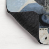 オフィス外で岩を探絵を描す マウスパッド (コーナー)