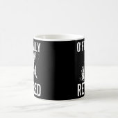 オフィッシャリ退職したーおもしろい魚釣り退職した コーヒーマグカップ (中央)