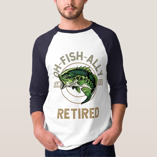 オフィッシュ味方退職した、魚釣り、ハイキング、退職 Tシャツ (正面)