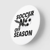 オフシーズンのサッカー禁止 ラウンド壁時計 (傾斜)