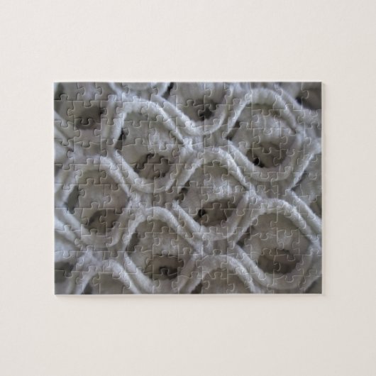 オフホワイトのクロシェ生地の外観 ジグソーパズル (横)