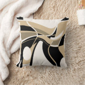 オフホワイトの渦巻きアートモチーフの上にTaupe Tan Black クッション (ブランケット)