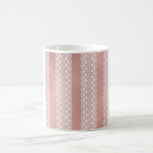 オフホワイトレースオンメタリックバラゴールデンクロステクスチャ コーヒーマグカップ (中央)