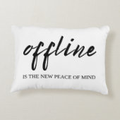オフラインは新しい安心感 アクセントクッション (裏面)