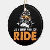 オフロードでクワッドAtvビックに乗ると人生が良い セラミックオーナメント (左)
