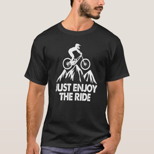 オフロード自転車Mtb山サイクリング楽しむJust Th Tシャツ (正面)