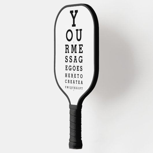 オプティシャン・グラフカスタムのメッセージ ピックルボールラケット (左)