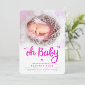 オベビースイートガールフォトピンクハートスクリプト誕生 案内状 (スタンド正面)