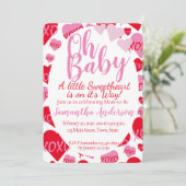 オベビーピンクレッドスウィートアーツベビーシャワーホワイト 招待状 (スタンド正面)
