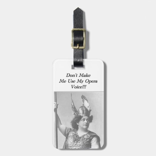 オペラの声を使わせない ラゲッジタグ (正面縦)
