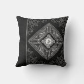 オペ華美ルンス |黒と銀の宝石が輝く クッション (裏面)