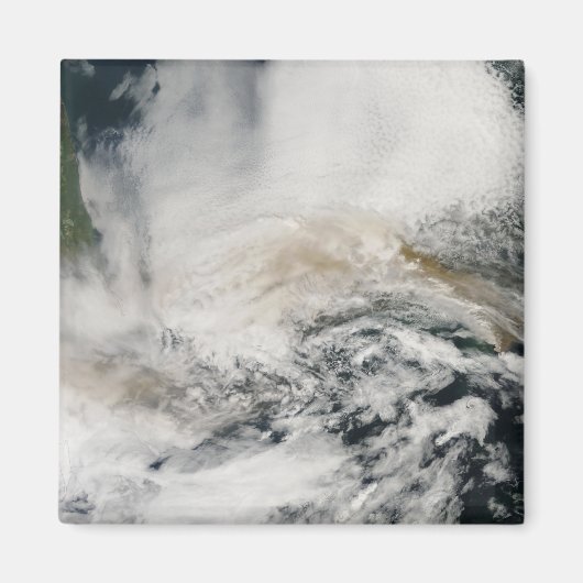 オホーツク吹海向こうSarychevピーク マグネット (正面)