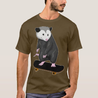 オポッサムスケータースケートボード Tシャツ
