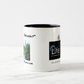 オマハの上に何がありますか。 ツートーンマグカップ (中央)