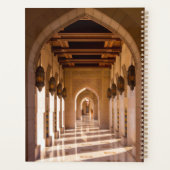 オマーンのマスカットにあるスルタン・カボス・グランド・モスク プランナー手帳 (裏面)