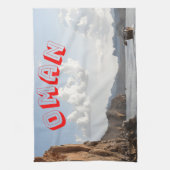 オマーンの海岸線美しい キッチンタオル (縦)