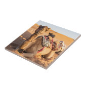 オマーンの砂漠でのラクダのクローズアップ タイル (側面)