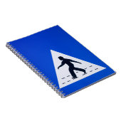 オマーン歩行者横断標識 – Muscat, Oman ノートブック (右側)