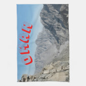 オマーン砂漠の険しい美しいを発見 キッチンタオル (縦)